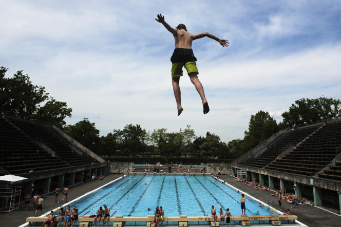 Thủ đô Berlin sẽ cho phép phụ nữ để ngực trần tại bể bơi công cộng